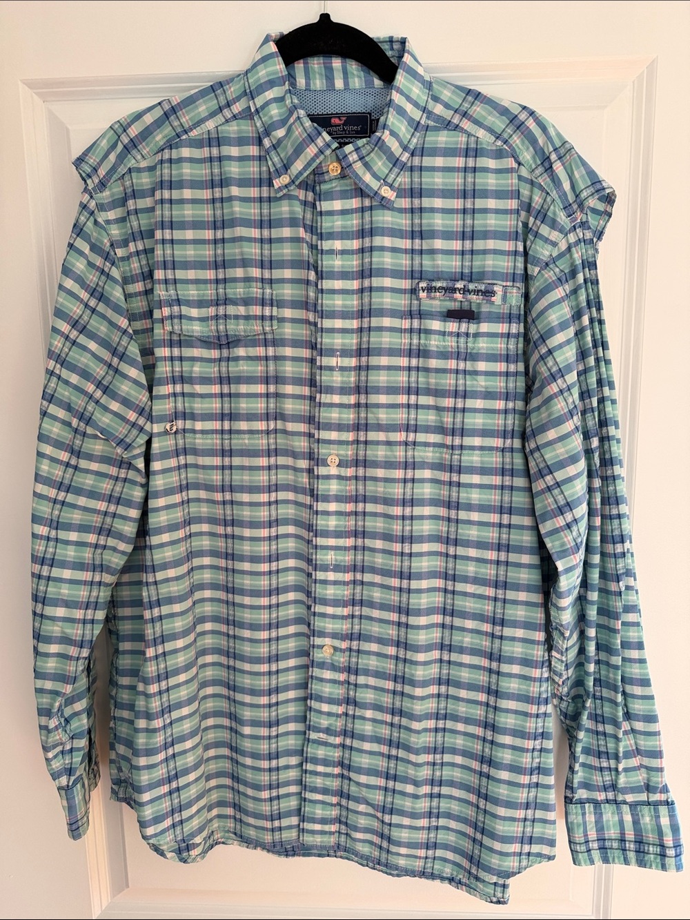 EUC! Vineyard Vines Harbor Shirt Mint and Blue Plaid Button-Down